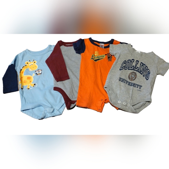 BOGO:12M Onesies Bundle - Picture 1 of 4